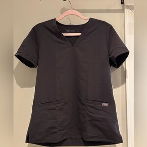 Figs Charcoal Casma Scrub Top